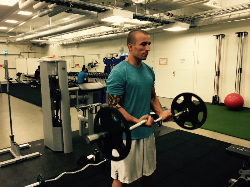 20160906-3 - bål, biceps, bröst, hälsa, maskin, övning, styrka, träning