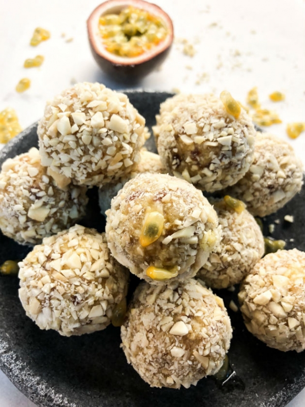 blissballspassionsfrukt - Bliss Balls - Energibollar med smak av passionsfrukt