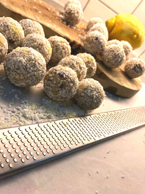 rawbollarkokoscitron - Raw Kokos & Citron Bliss Balls