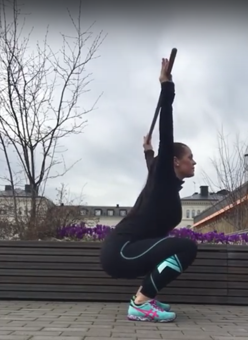 Ska%CC%88rmavbild%202016-11-17%20kl.%2015.12.36 - Film: Utmana din rörlighet med overhead squat