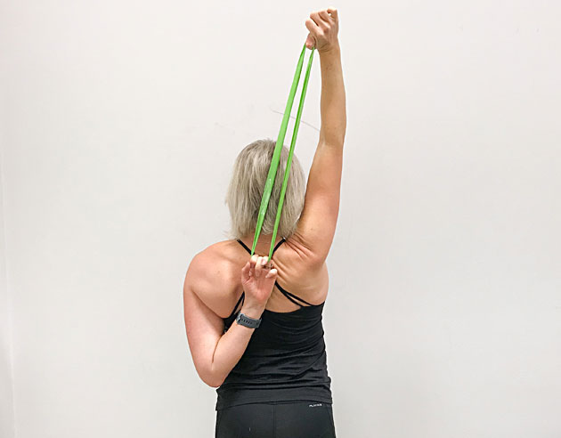 miniband_tricepsdrag - 7 övningar med miniband