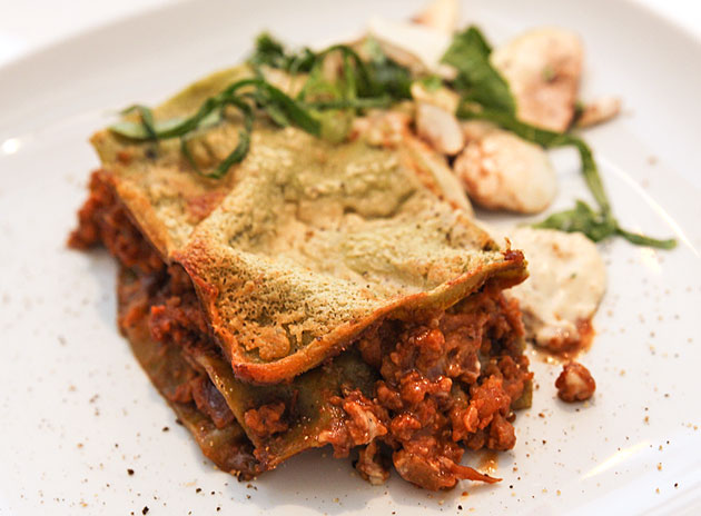 vegansk-lasagne-by-derin-2_0 - Läcker vegansk lasagne med champinjonsallad