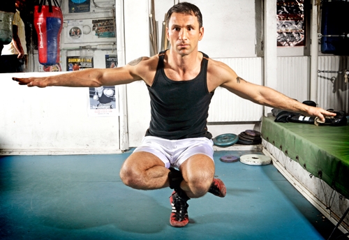 knaboj_med_ett_ben2 webb.jpg sites/default/files/knaboj_med_ett_ben2 webb.jpg