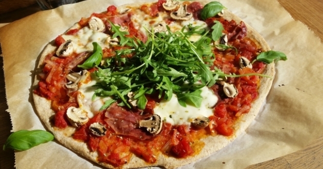 sites/default/files/pizza kaloriberäknad_0.jpg