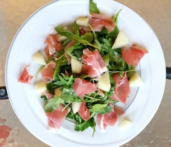 Recept under 500 kalorier – Sommarsallad med proscuitto och melon