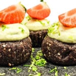 Söta veganska chokladcupcakes med avokado- och limefrosting
