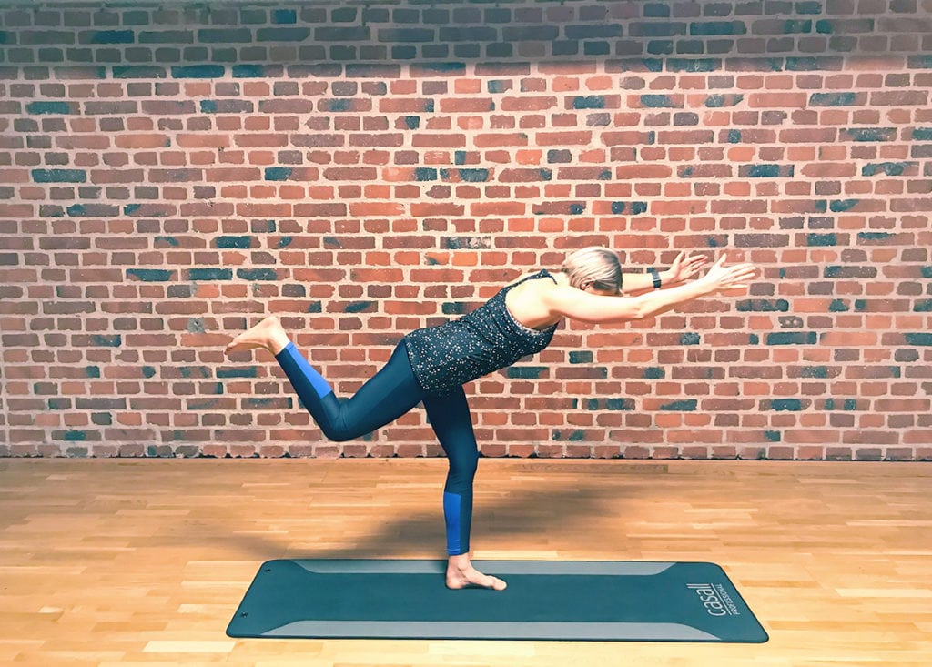 Veckans träningsprogram - 5 dynamiska yogaövningar