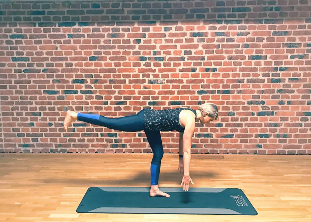 Veckans träningsprogram - 5 dynamiska yogaövningar