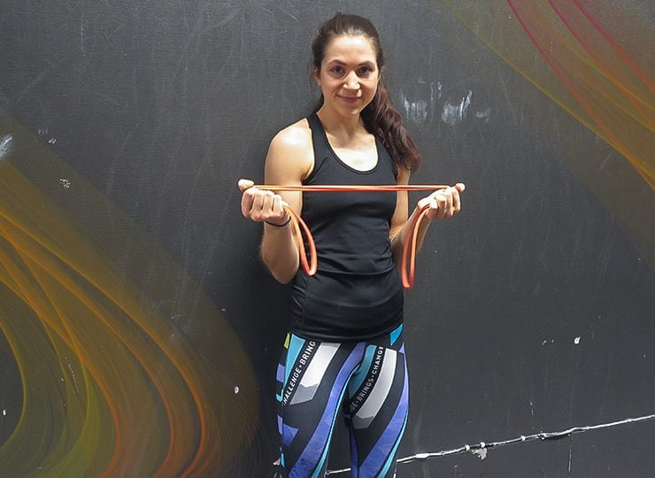 Skonsam styrketräning med gummiband – 5 övningar