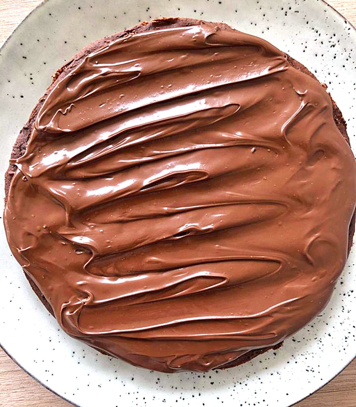 chokladkaka_skippasockret2 - nougatkaka