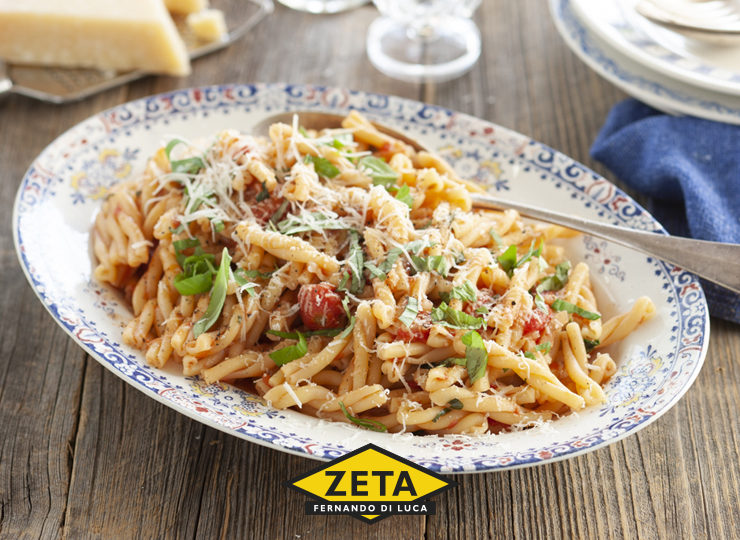 ZETA-Headerbild_Strozzapreti-italiensk-tomatsas_960x540