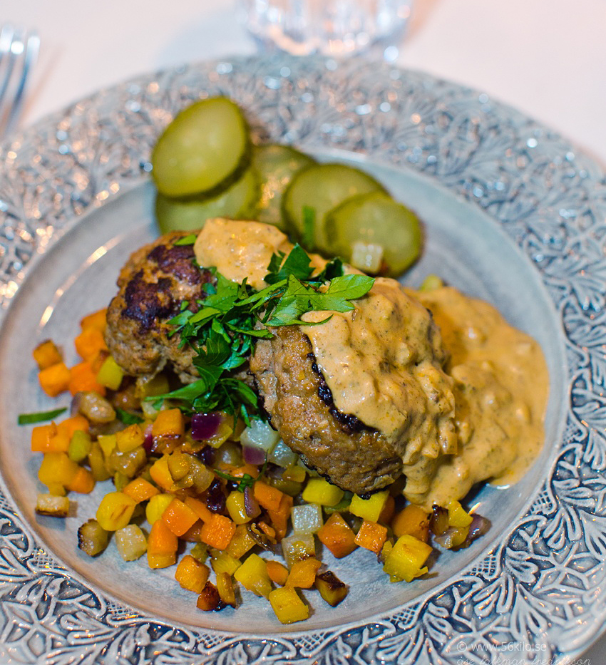 kalvfarsbiffar1 - kalvfärsbiffar