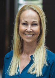 Linda-Li-Cederroth-1-212x300 - corona-pandemin