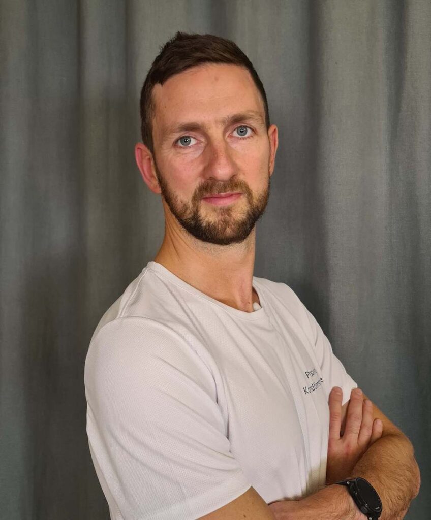 Aumla_Johan_Nordlund_v2-848x1024 - träningen