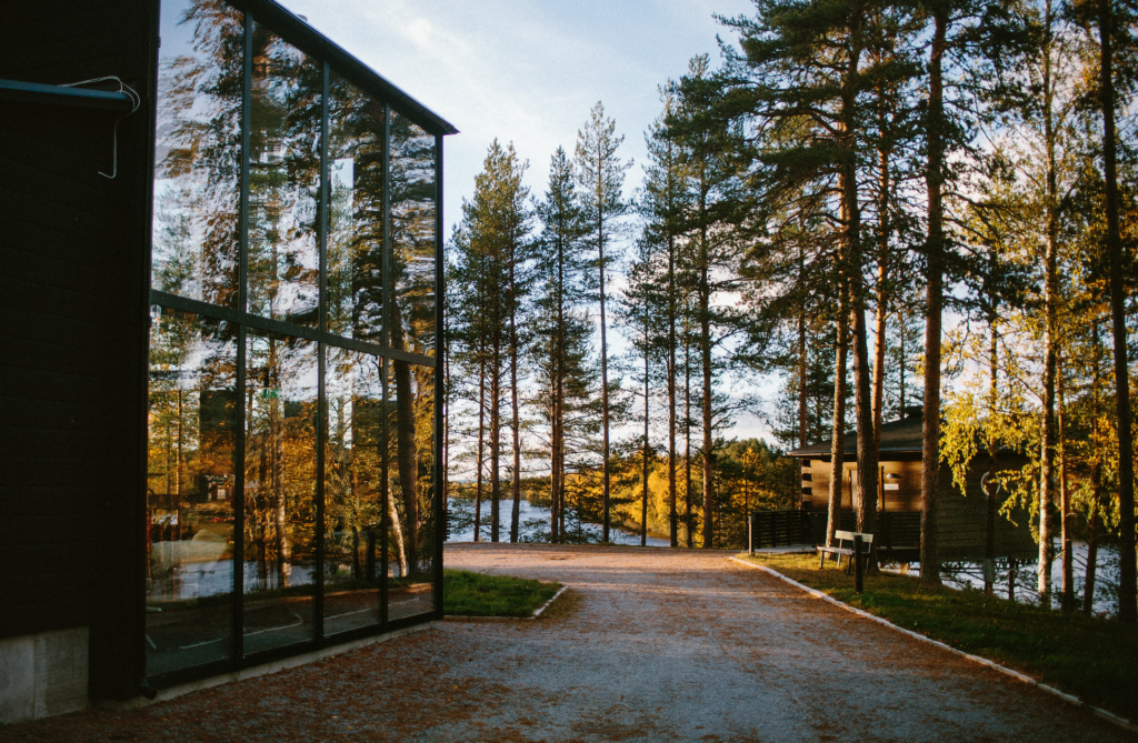 Screenshot-2021-03-31-at-14.58.18-1024x669 - YOGARETREAT med 4 OLIKA YOGATYPER för dig