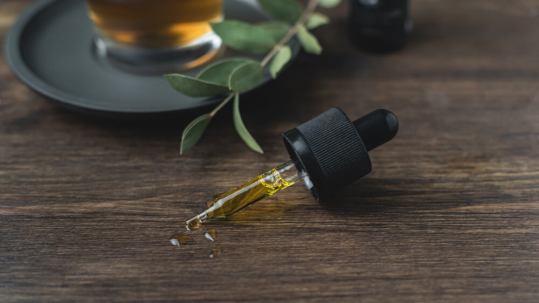 CBD-oil-drop - bästa CBD oljan