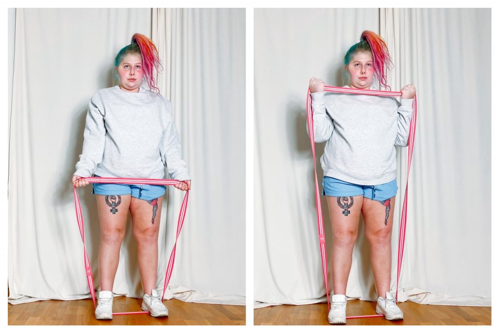 Träningsprogram med ett gummiband - Bicepscurls