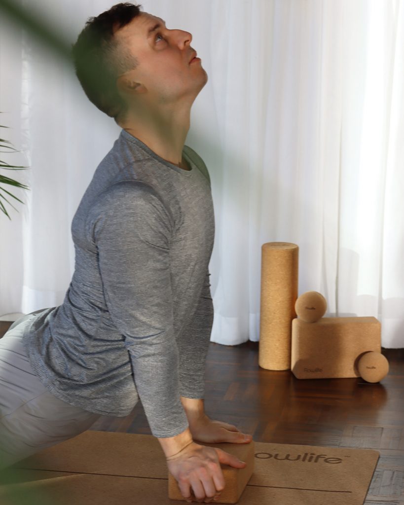 118FF550-5B9E-4275-AF7D-D857AF553BE6-819x1024 - Flowlife yoga