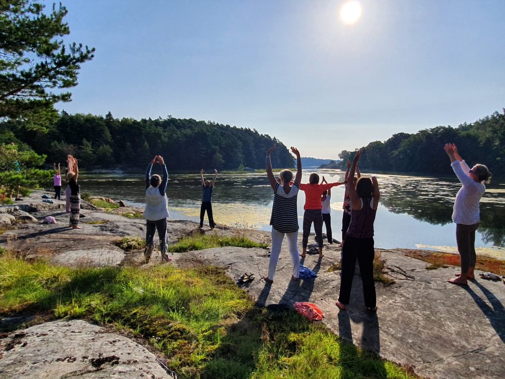 429945195_932669602030052_3875357274077516390_n-1024x768 - yoga