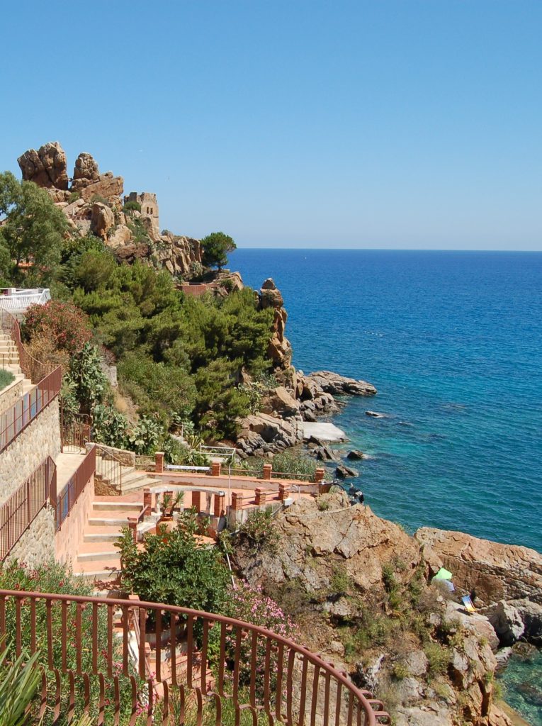 SICILIEN-Inselansicht-cut-765x1024 - yoga