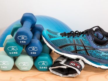 dumbbells-g3b10d29d3_1280