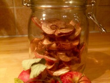 Torkade äpplen – så enkelt gör du dem hemma i ugn!