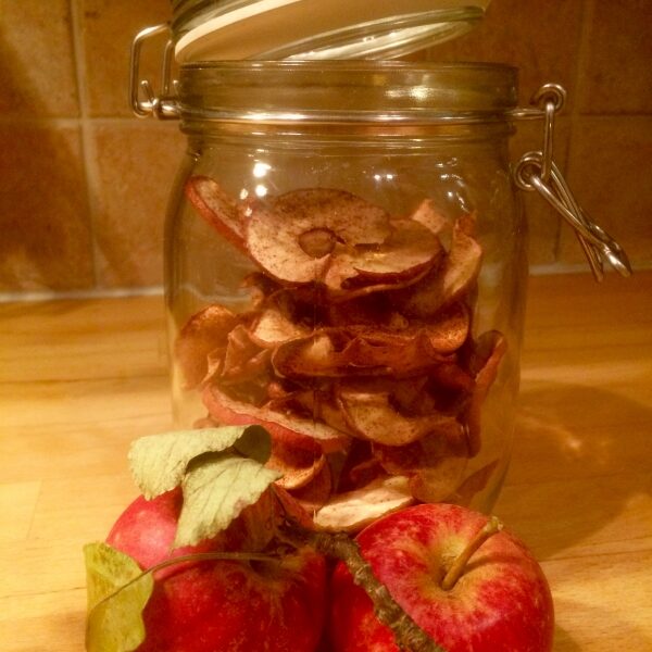 Torkade äpplen – så enkelt gör du dem hemma i ugn!