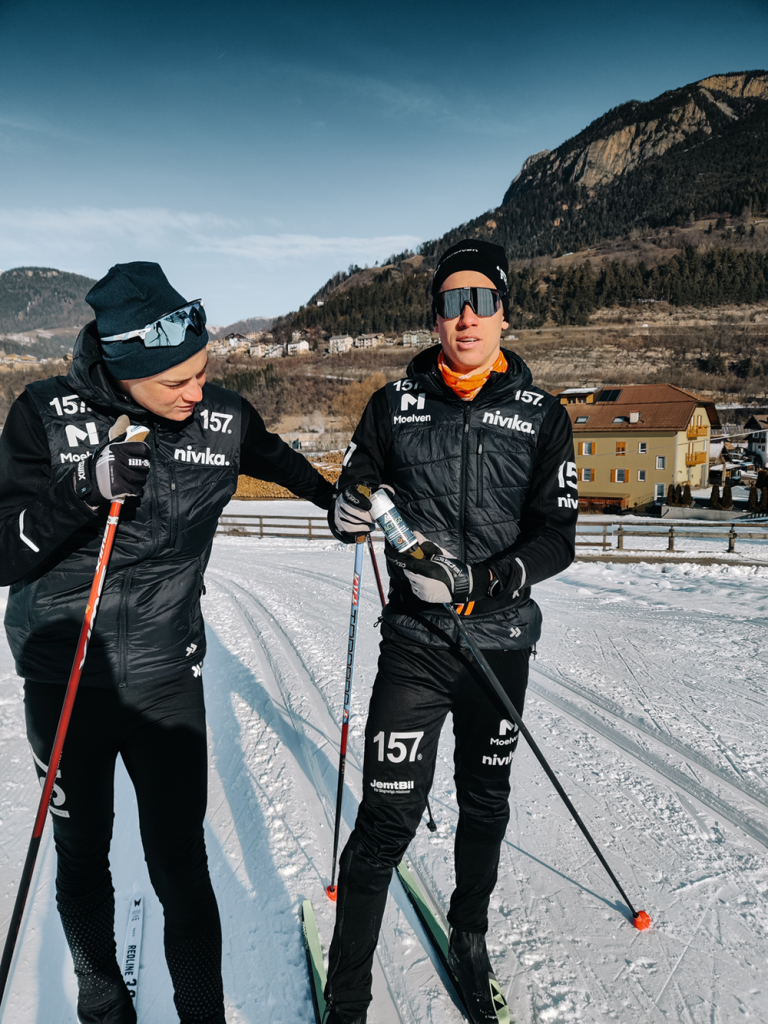 AlvarEmil_staende-768x1024 - lactigo