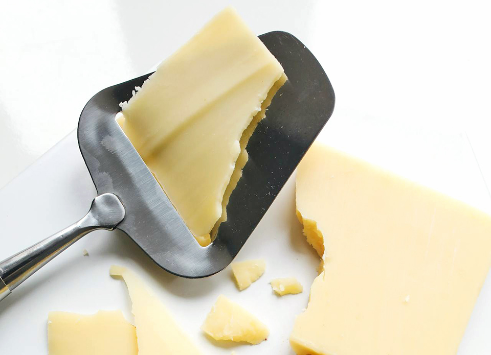 osthyvel - Ost som proteinkälla