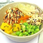 Fixa egen trendig Poké bowl