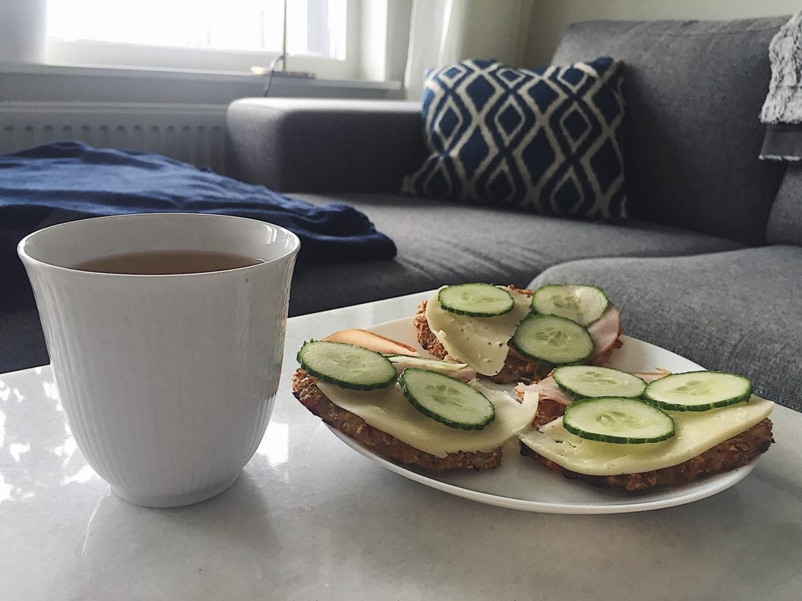 Kesobröd med keso, havregryn och ägg