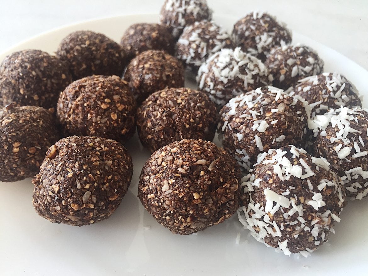 Dadelbollar med lakrits