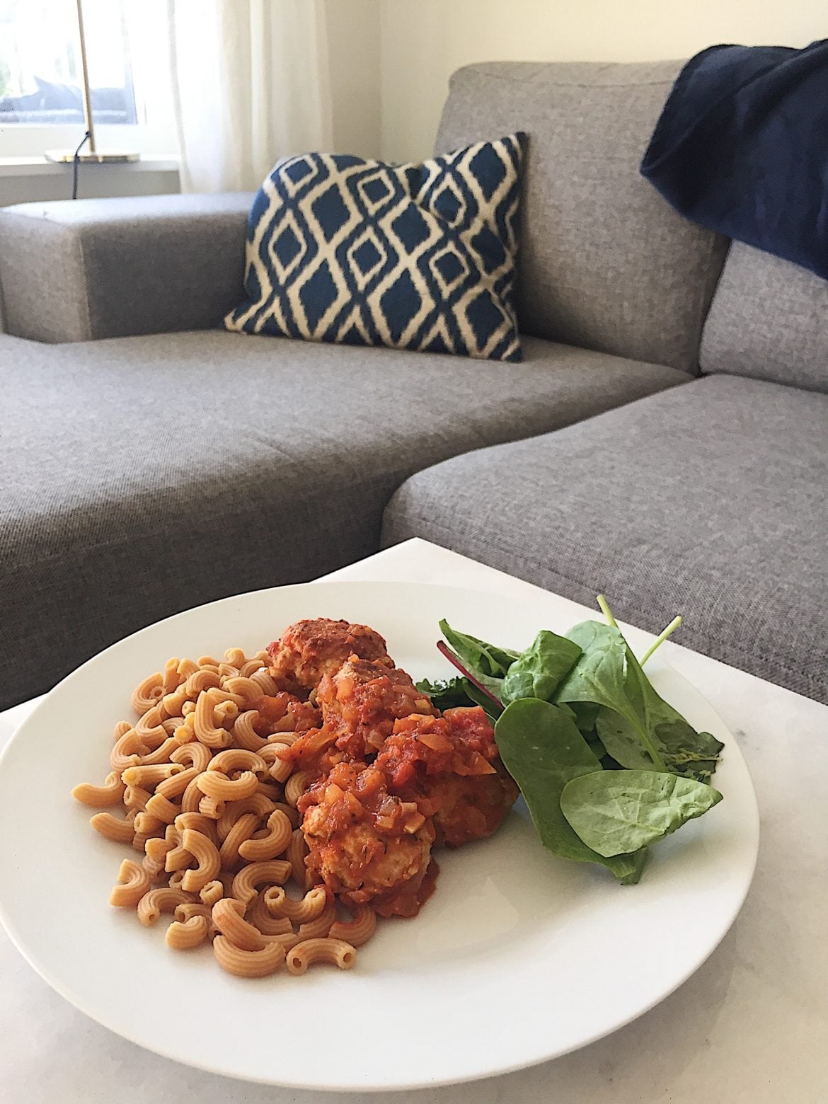 Kycklingbullar i tomatsås