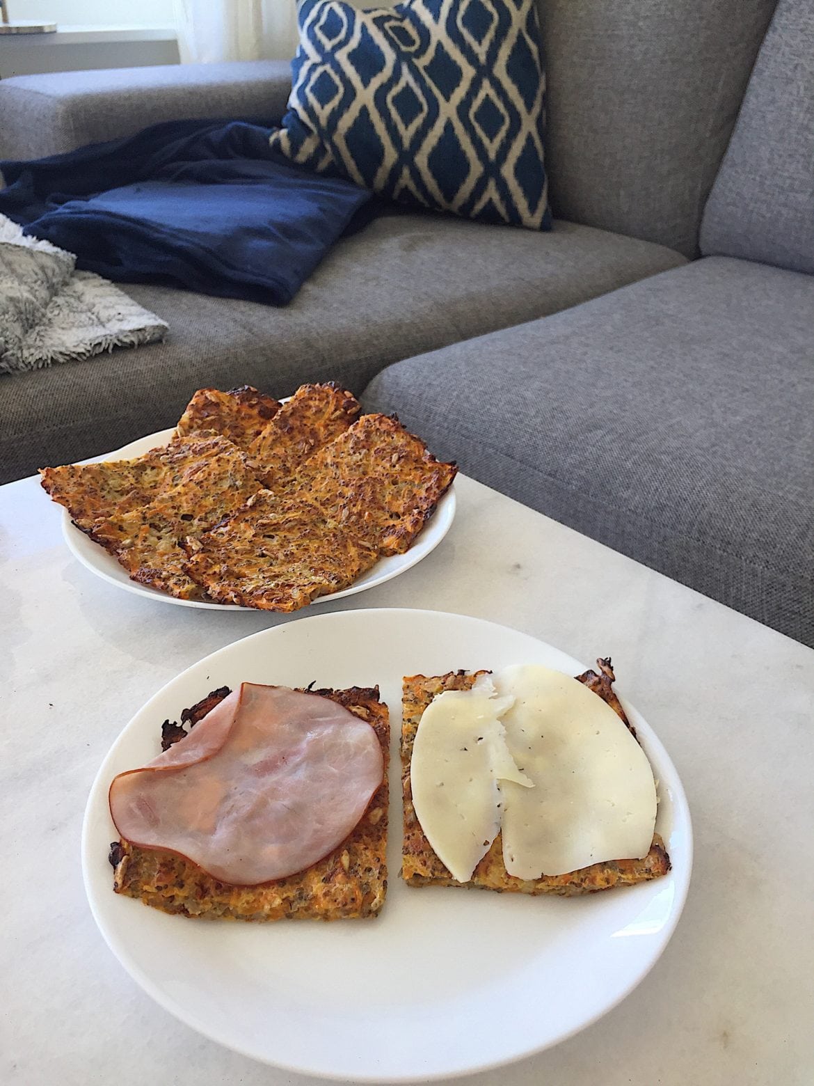 Bröd med keso och morötter