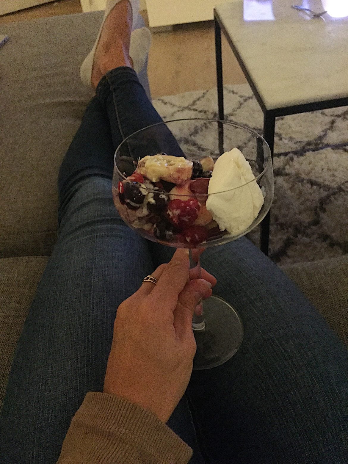 Gino med kiwi, hallån, blåbär och banan