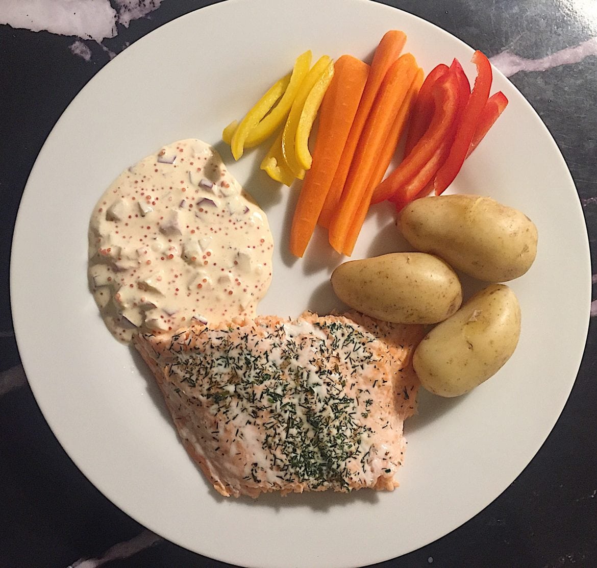 Lax potatis och romsås