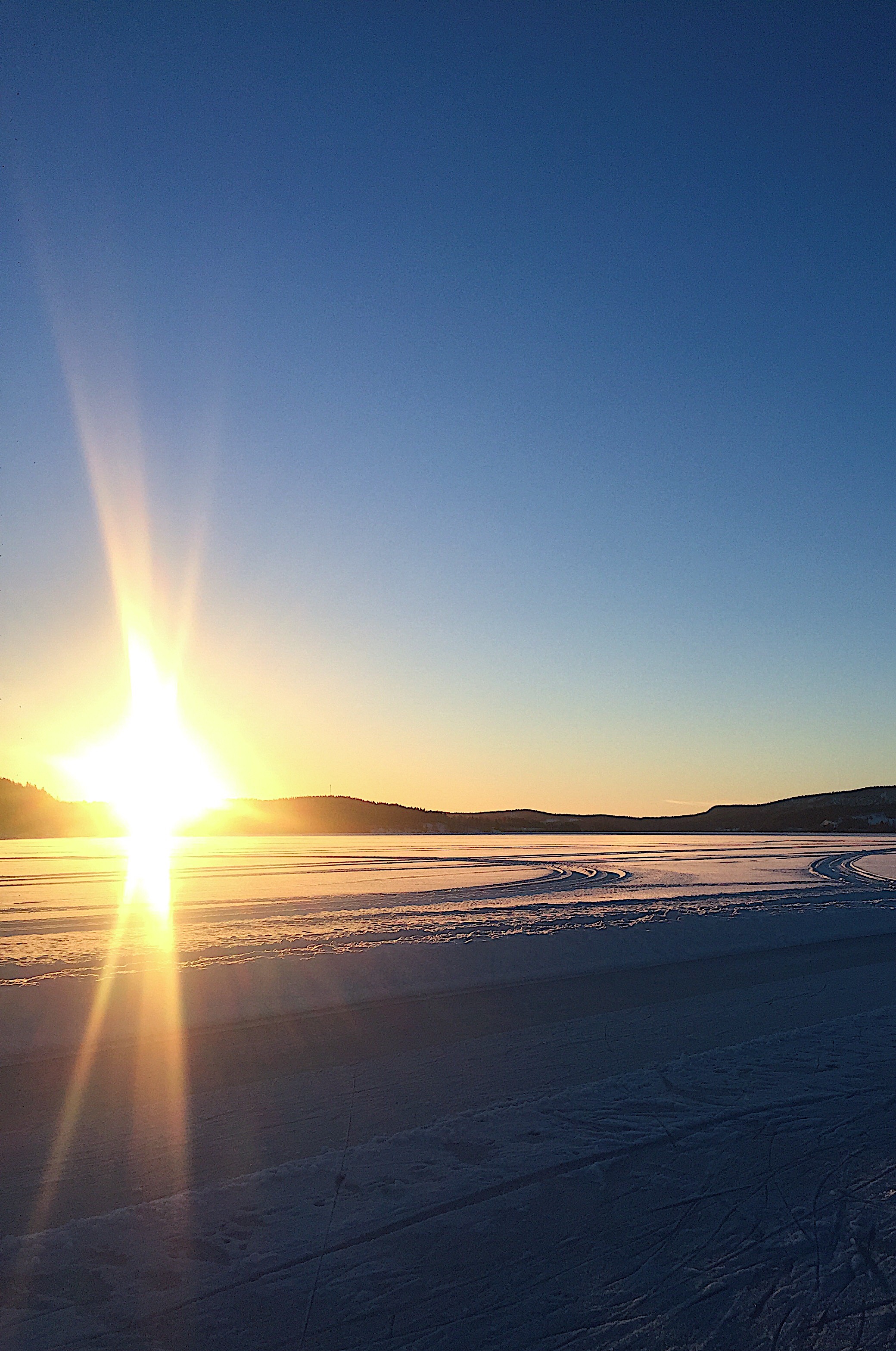 Skridskor på Tavelsjön