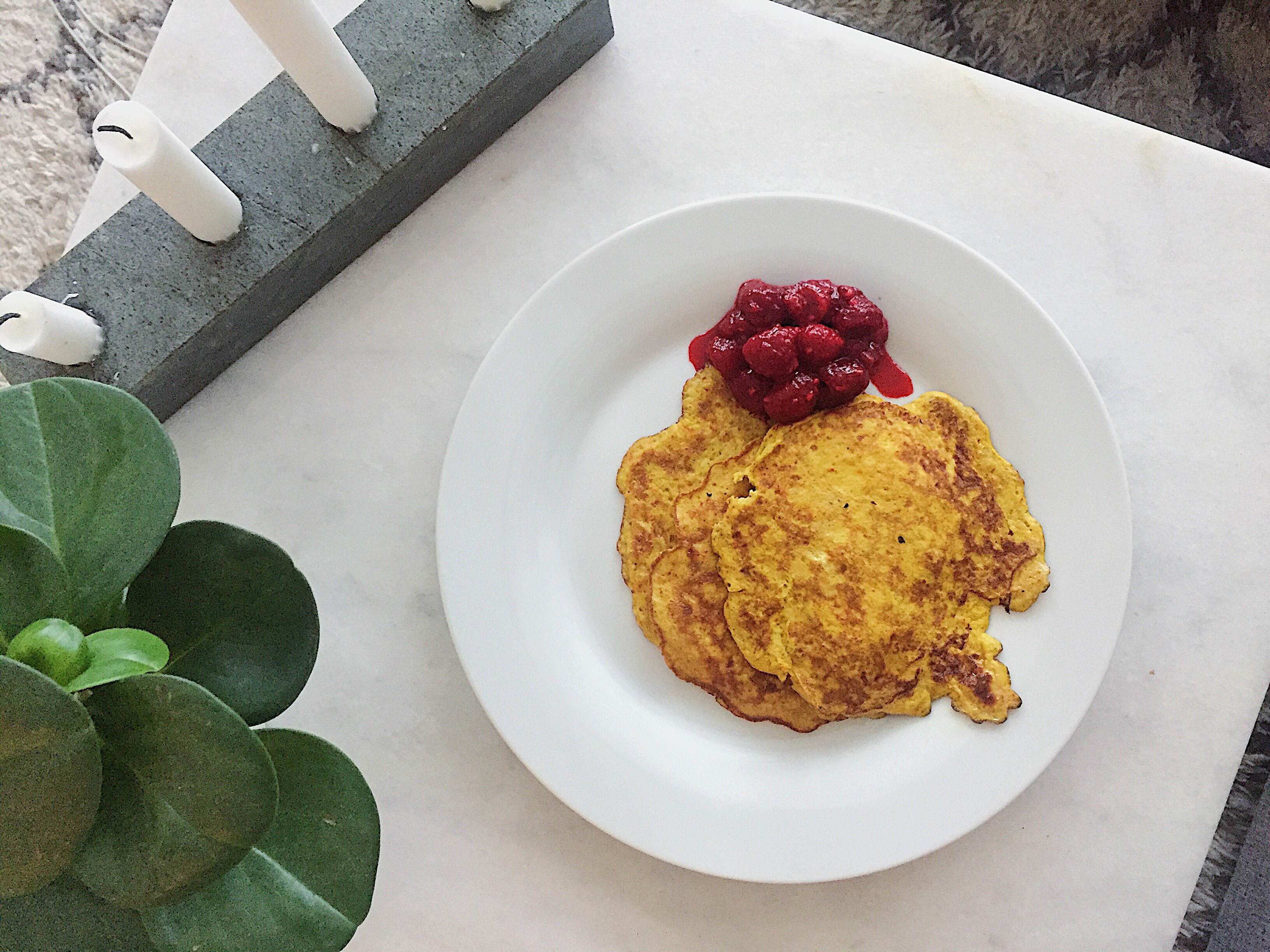 bananpannkaka med saffran