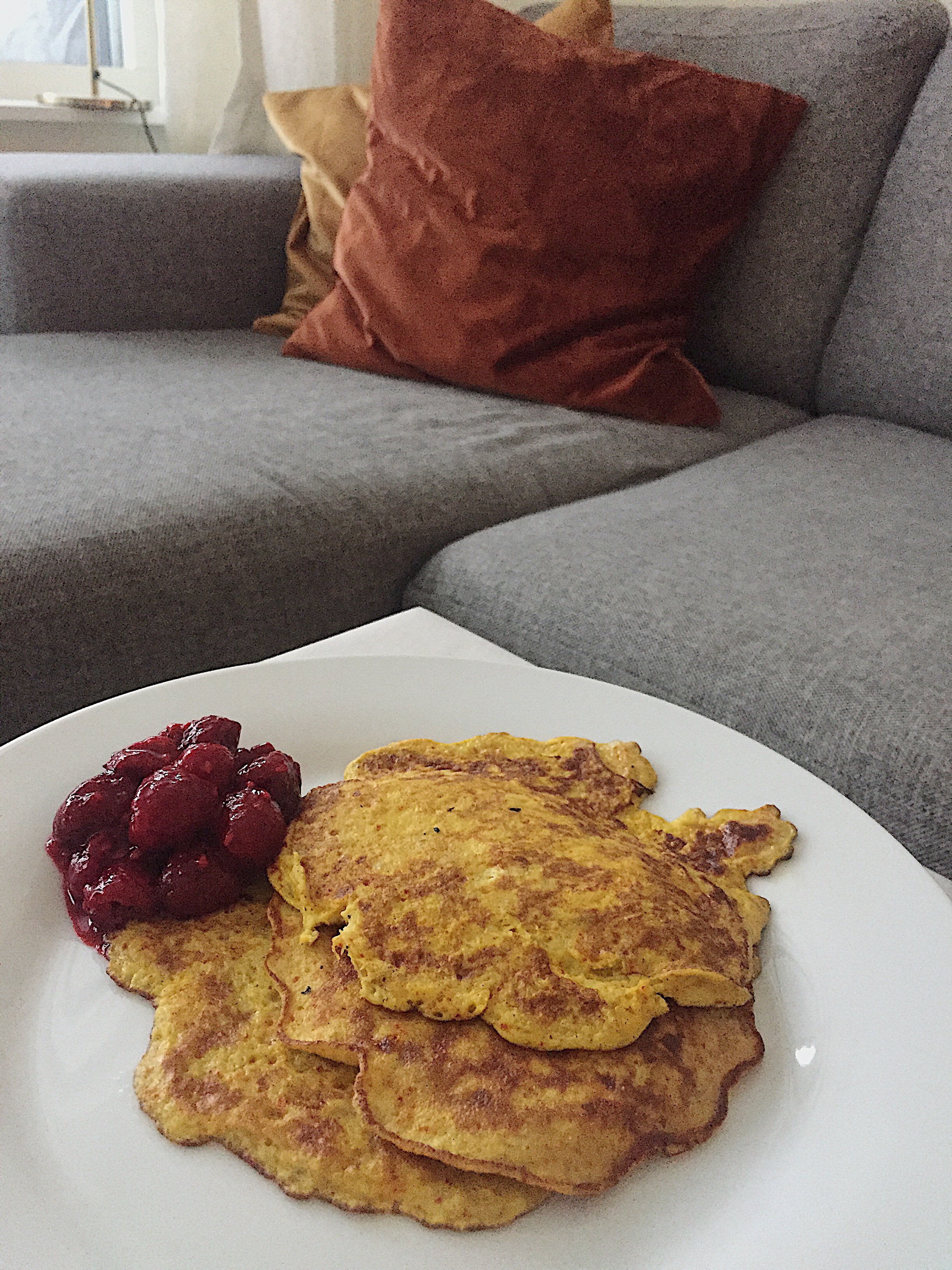 bananpannkaka med saffran