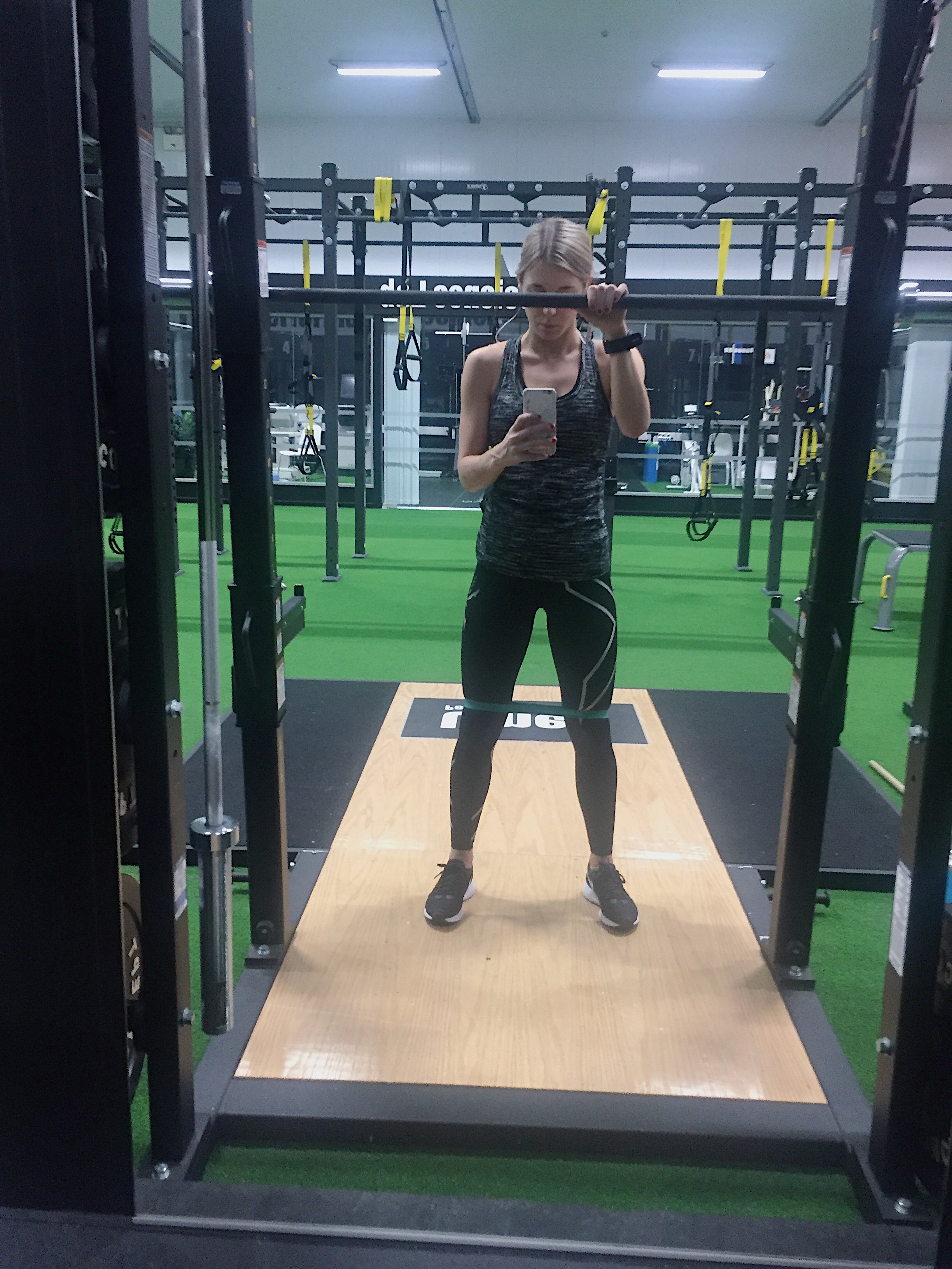 Mini bands - benböj