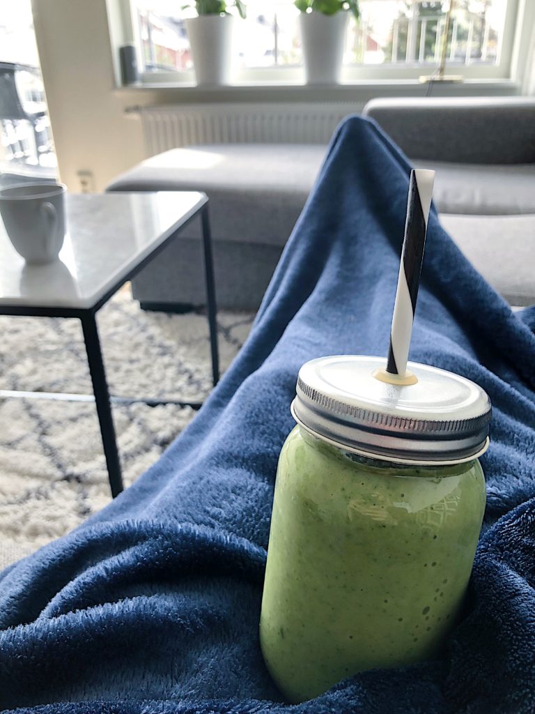 gröna smoothies - mango och spenatsmoothie