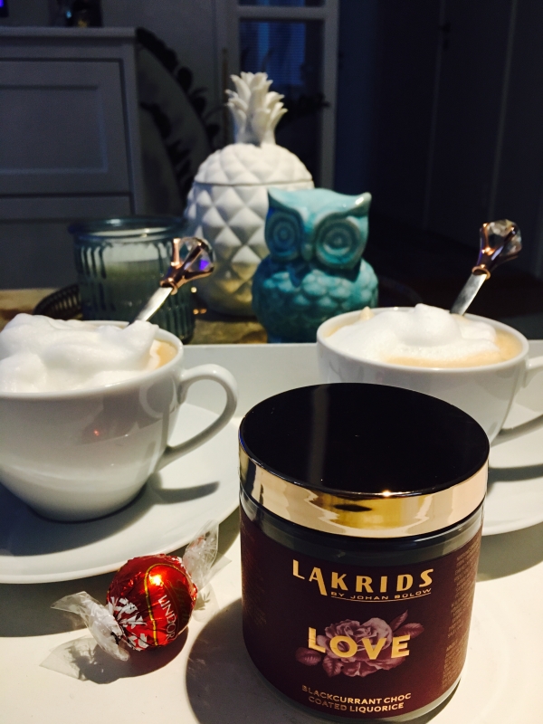 0226-6 - Härliga helg!