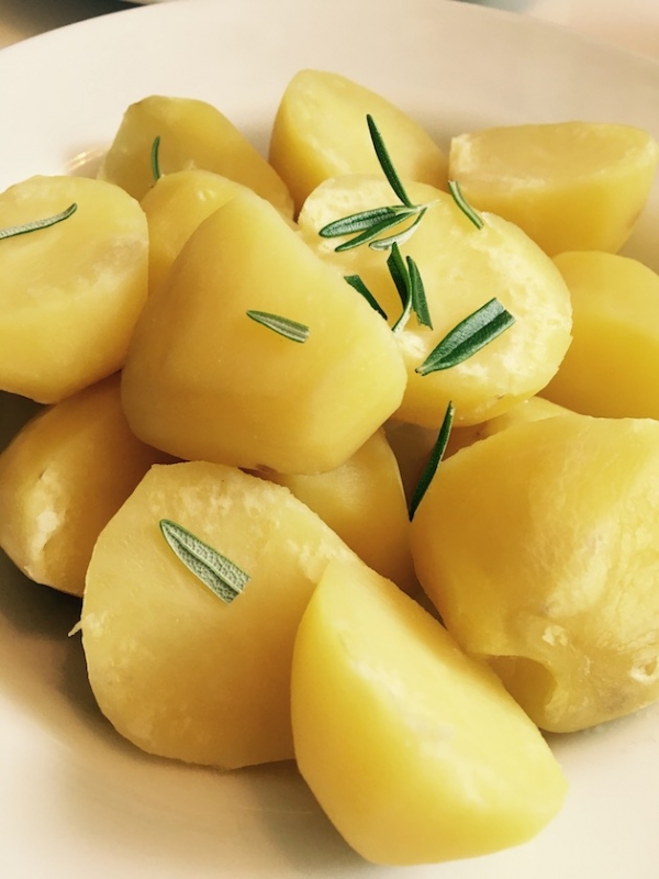 0509-1 - När lunchen inte går som planerat!