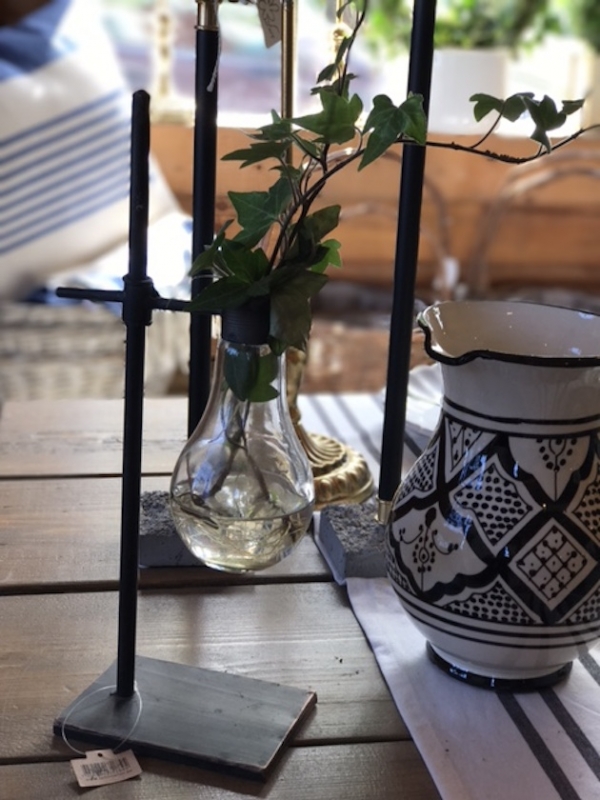 0724-17 - Handla närodlat på gårdsbutiken!