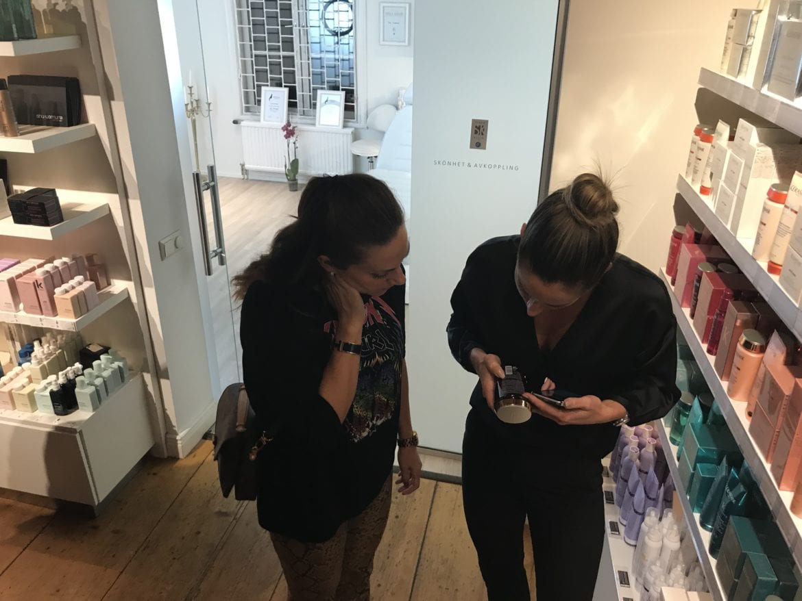 8A51B382-DA1C-464B-98A4-360344DC1E0C - Beauty event