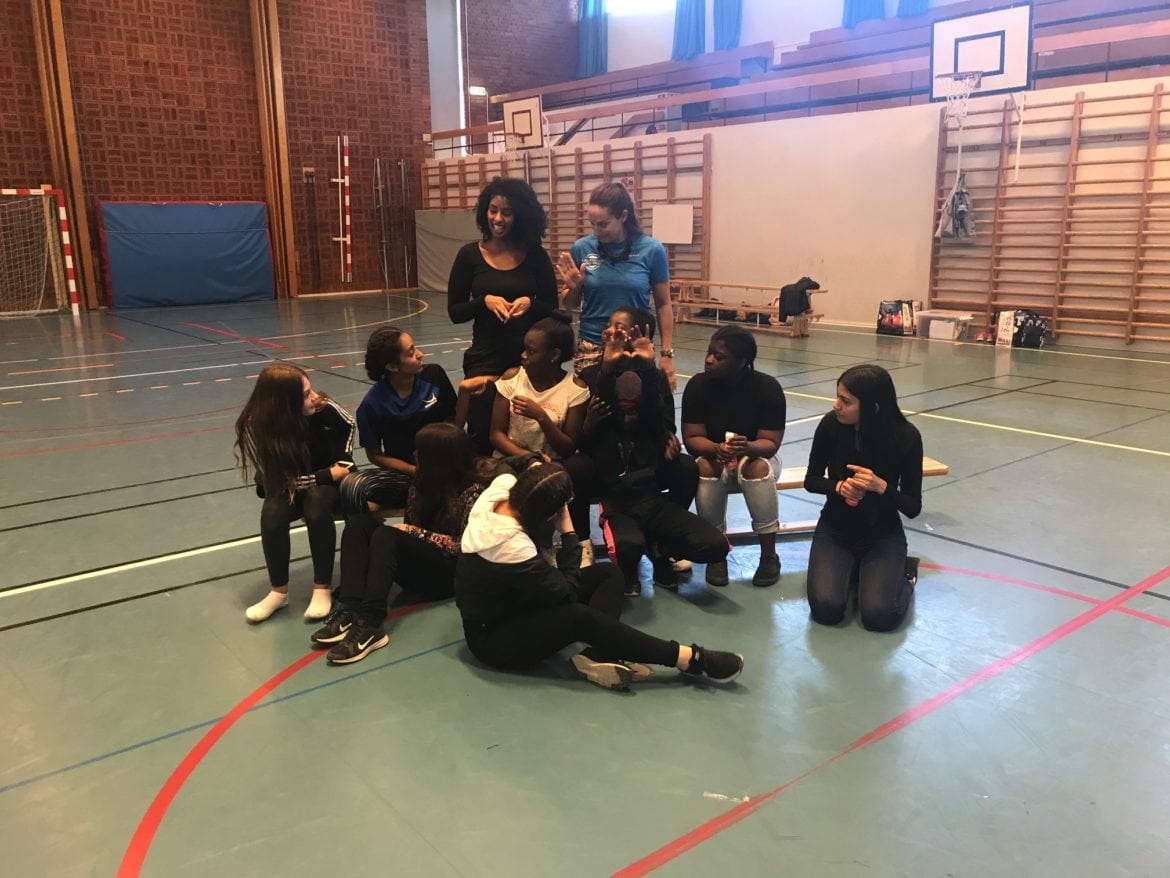 ronja-bollen1 - På besök hos Eskilstuna Hjärta United Ronjabollen!