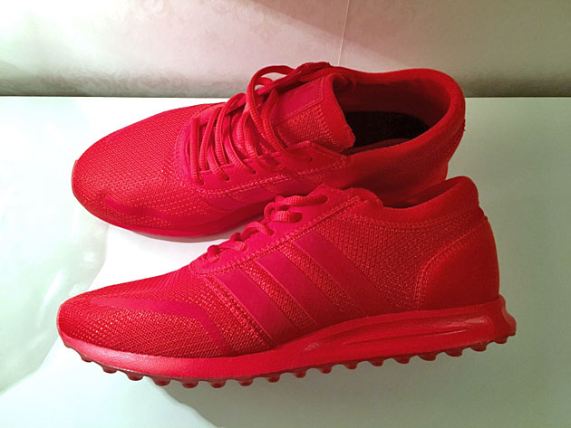 sneakers_roda - Uppgradering inför våren!