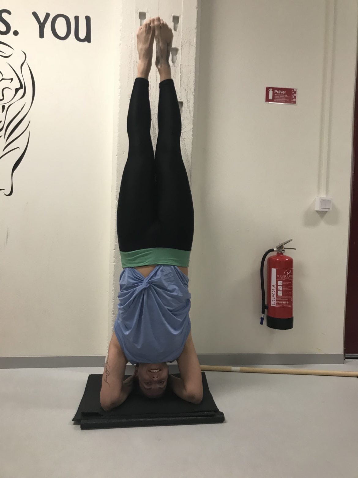 träning-302apr - Att stå på huvudet