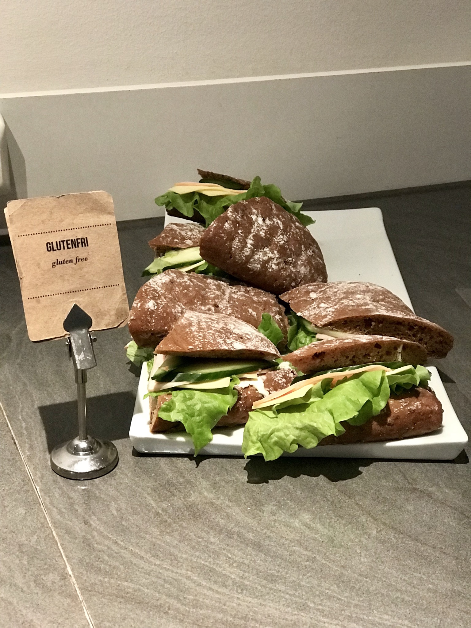 82CB2651-B7DD-4DE9-AA6C-5A90279CFC2B - massör