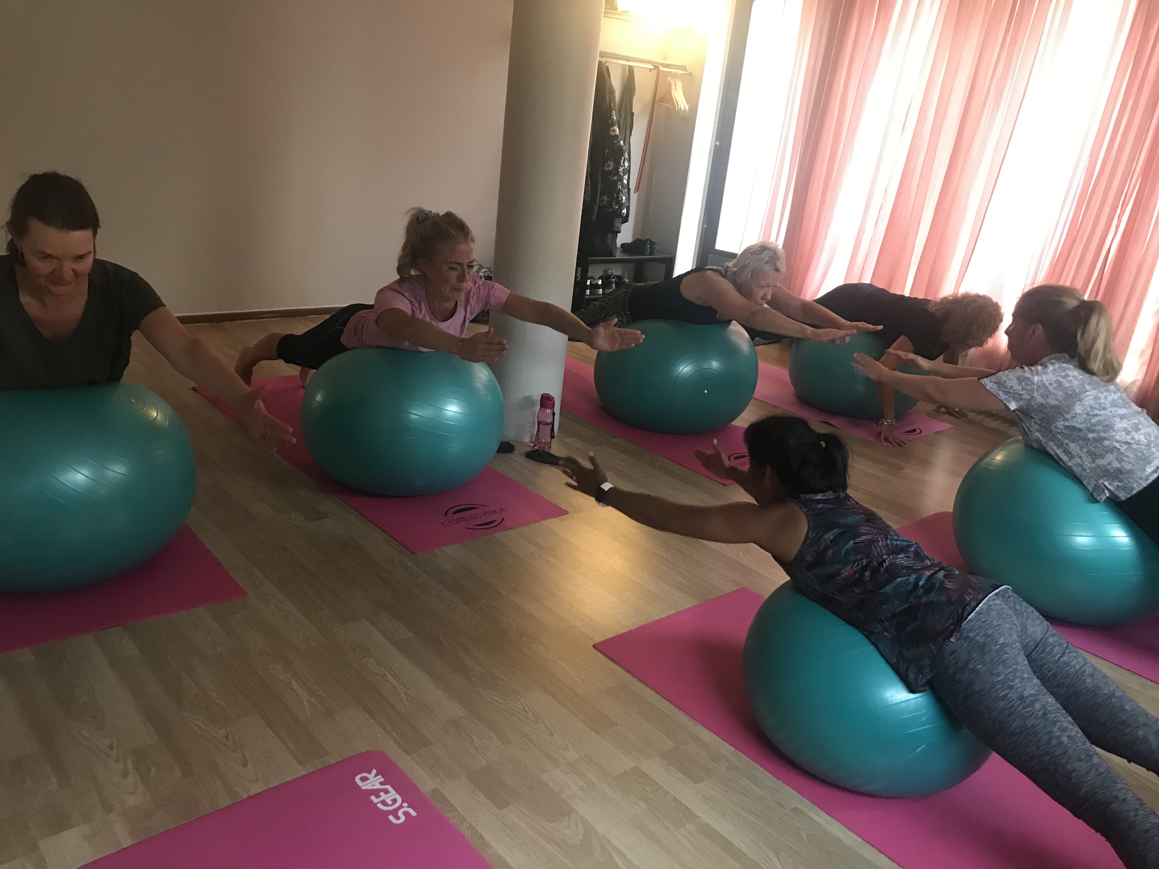 AFAD1E32-A99F-4AC7-9986-77499F363F6C - bli stark med pilates